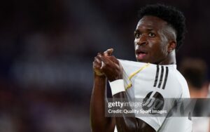 Perez và cuộc tẩy chay Quả bóng vàng: Real Madrid chống lại cả thế giới