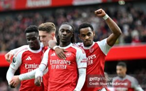 Arsenal tiên phong cho trật tự mới ở Premier League