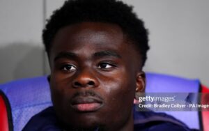 Real, hãy thôi mơ mộng Saka!