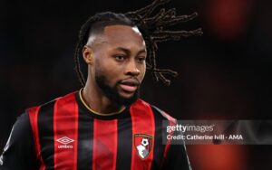 Bom tấn đầu tiên ở phiên chợ đông 2026 đã nổ