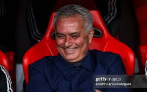 Mourinho tạo địa chấn trước Real Madrid